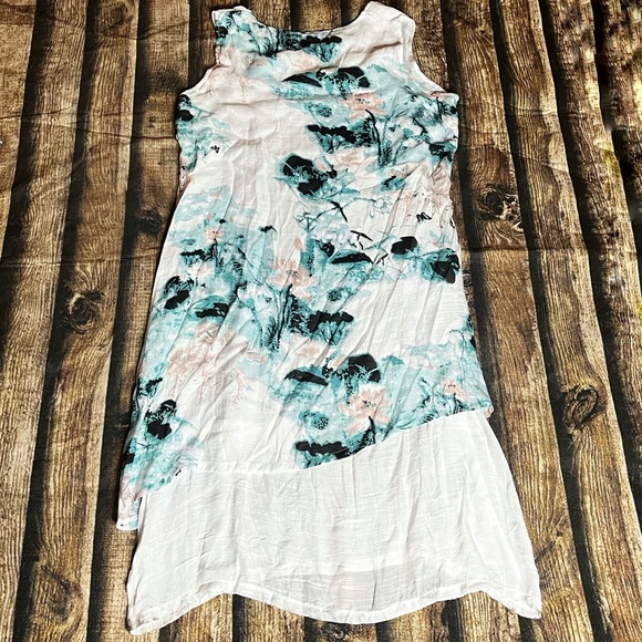 🎀5/$30 NWT White & Blue Sleeveless Floral Asymmetrical Dress Size XL - Picture 2 of 5